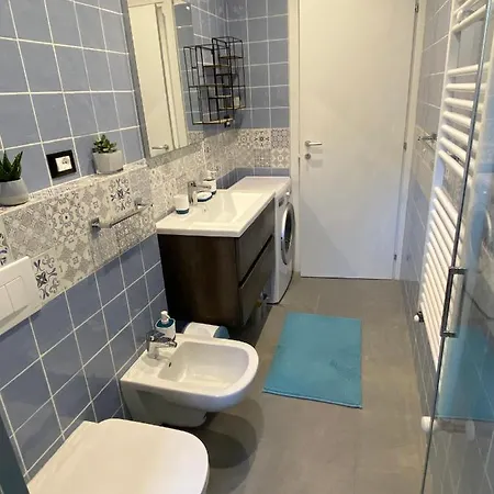 Mazzini Malpighi شقة