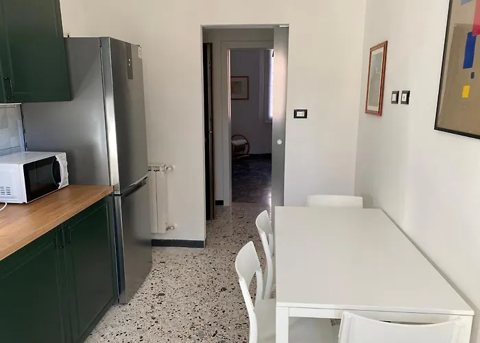 Mazzini Malpighi شقة