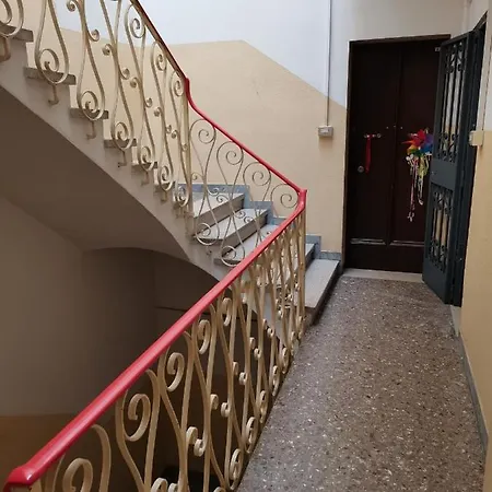 Mazzini Malpighi Διαμέρισμα